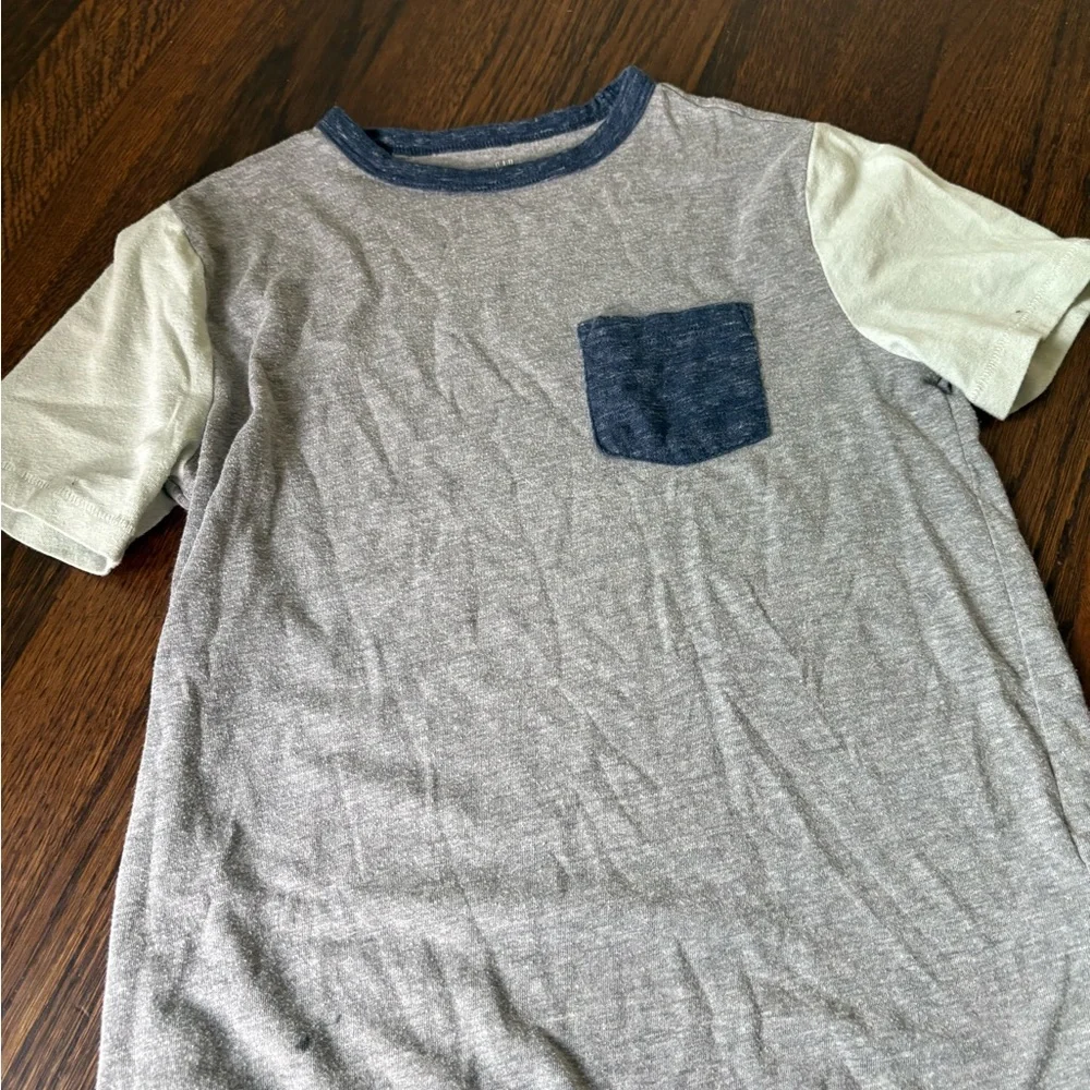 Gap kids boys short sleeve tee shirt